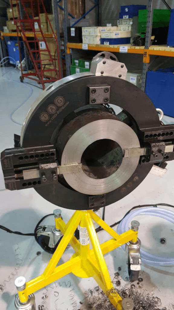 TAG_SPLIT_FRAME_CLAMSHELL_GalleryOnSite (11)