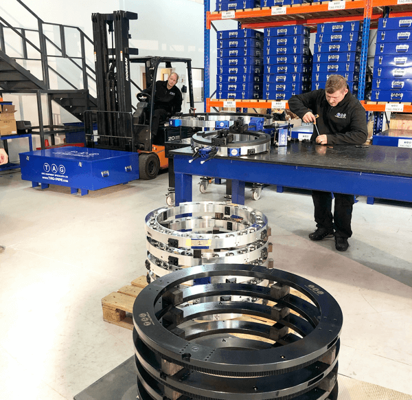 TAG_SPLIT_FRAME_CLAMSHELL_GalleryOnSite (19)