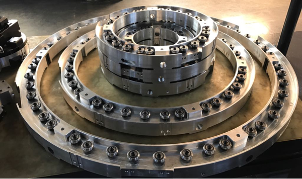 TAG_SPLIT_FRAME_CLAMSHELL_GalleryOnSite (22)